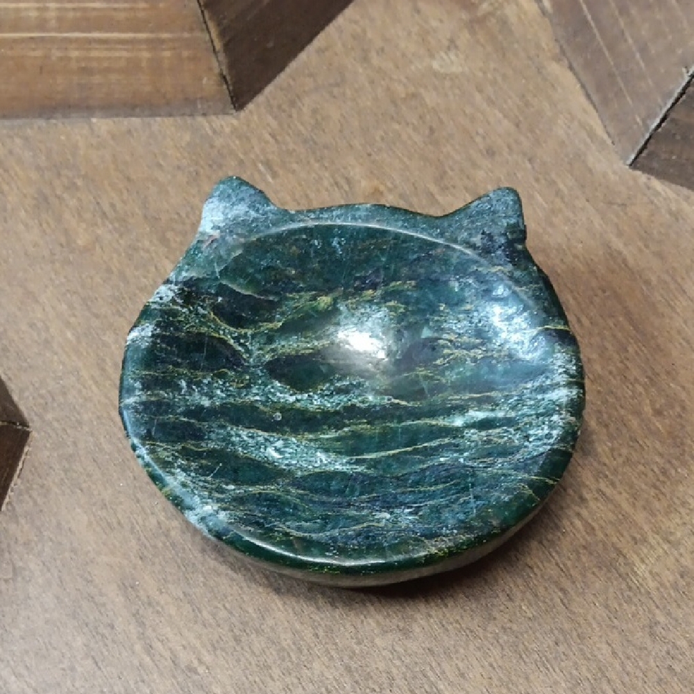 Green Cat-Shaped Stone Dish - Picture 1 of 5